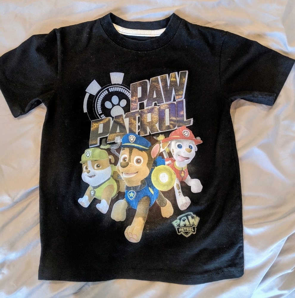 Paw Patrol short sleeve tee size Medium 5/6
